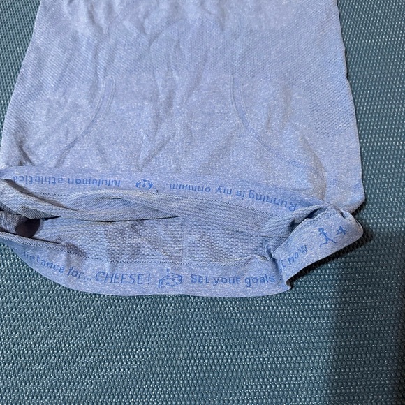 Lululemon Blue Tank size 4 - Picture 2 of 3